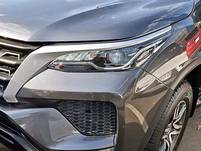 TOYOTA FORTUNER 2025