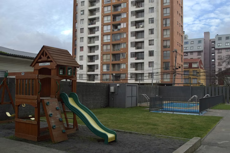 Arriendo Depto. Collao 2D/2B + Estacionamiento y 2 Bodegas - Pasos UBB