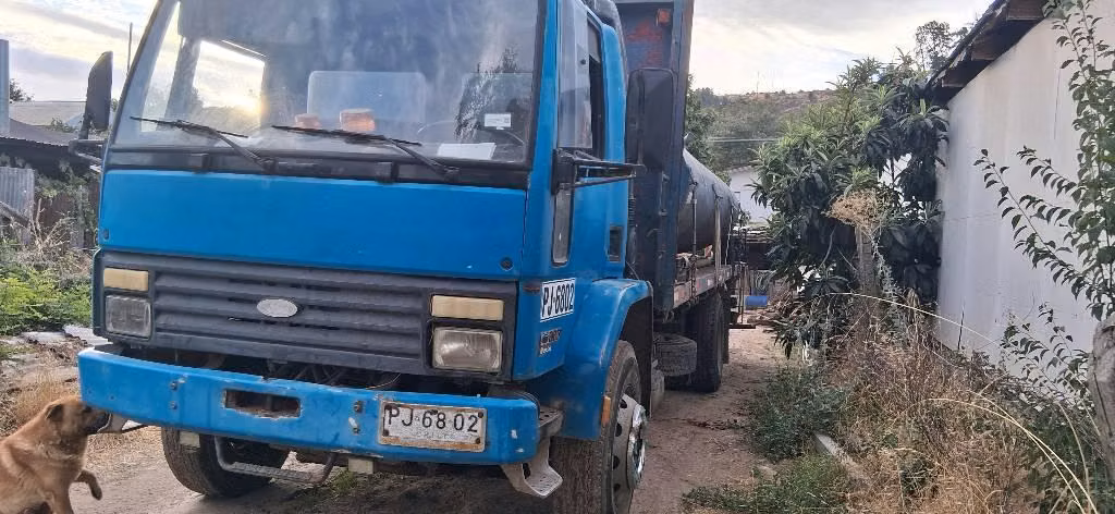 Se vende camion aljibe