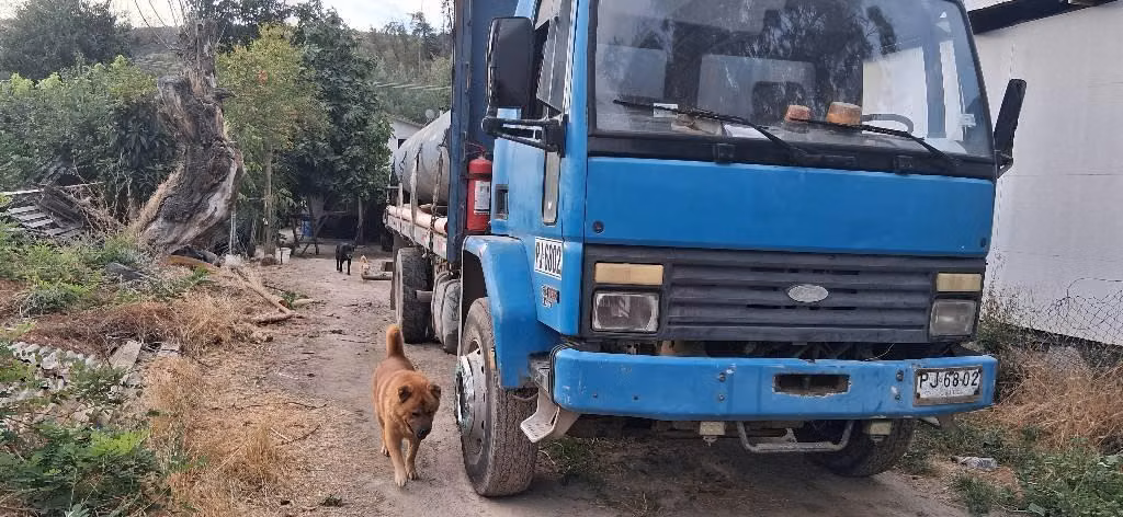 Se vende camion aljibe