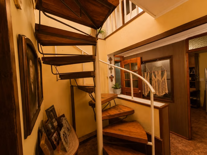 Exclusiva Casa Familiar | 7 Dormitorios | 277,54 m² Construidos | Sector Sur de Antofagasta Desde 9.793 UF