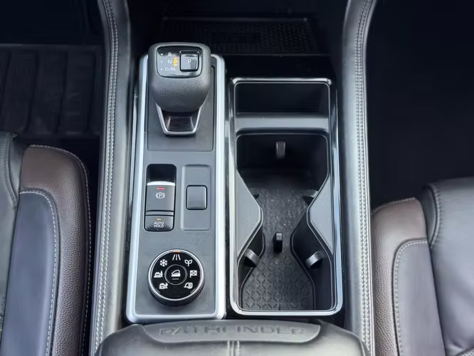 nissan Pathfinder