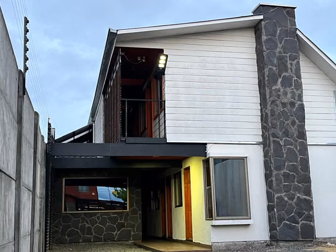 ARRIENDO HABITACION CON BAÑO EN CHILLAN - Imagen 2