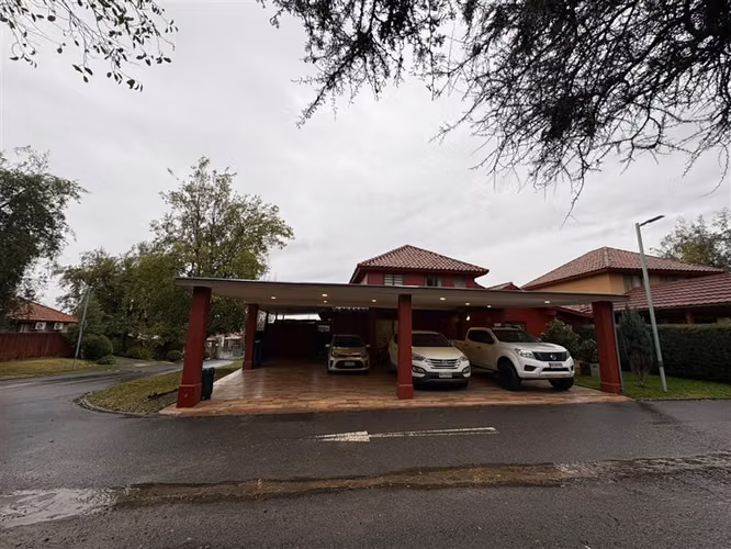 TusCorredores vende espectacular casa en Hacienda el Peñon
