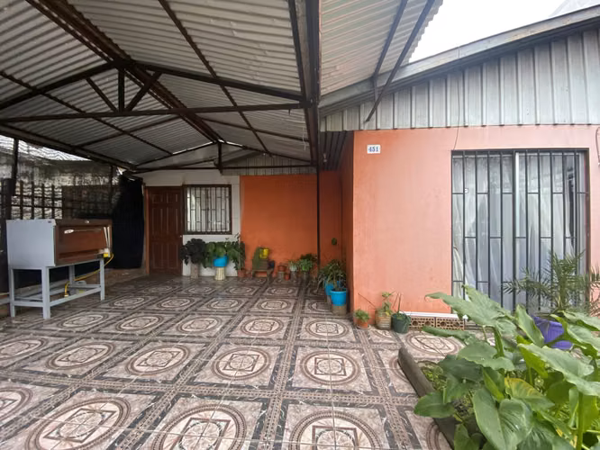 CASA EN VENTA  PARQUE LANTAÑO