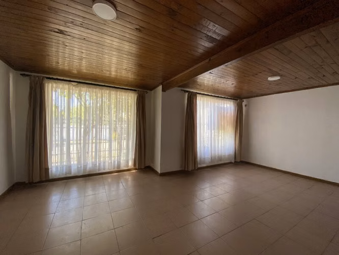 AMPLIA PROPIEDAD ARRIENDO CHILLAN VIEJO