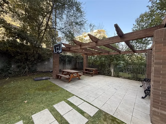 Bello Depto. en venta de 3D y 2B con 2 Estac en Providencia