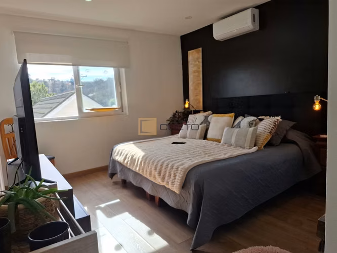 Elegante Casa en venta 5D4B en Barrio Norte Villa Alemana