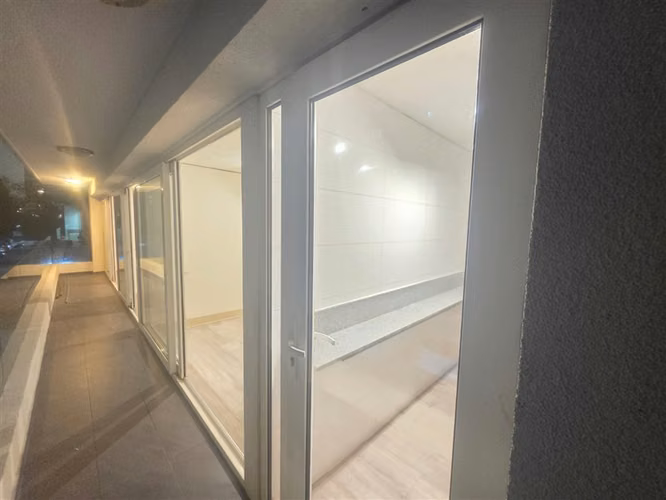 HERMOSO Y AMPLIO DEPTO 2D+2B+E EN PLENA AV. MACUL
