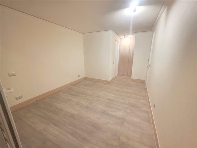 HERMOSO Y AMPLIO DEPTO 2D+2B+E EN PLENA AV. MACUL