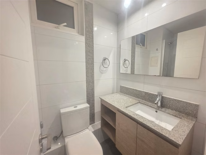 HERMOSO Y AMPLIO DEPTO 2D+2B+E EN PLENA AV. MACUL