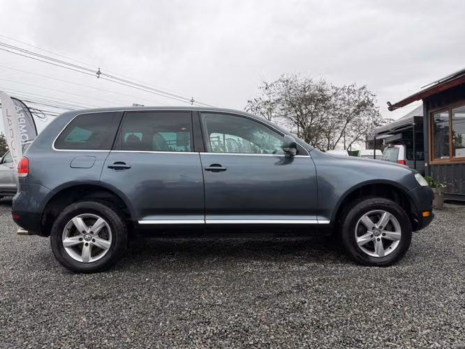 VOLKSWAGEN TOUAREG 3.2 V6 AT 4X4 BENCINA 2005