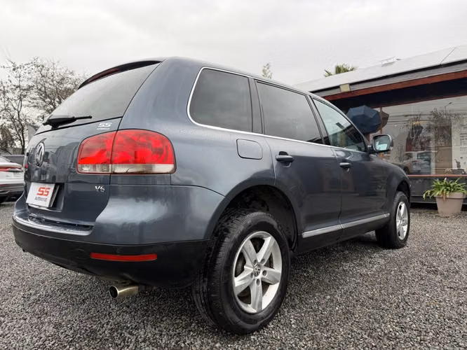 VOLKSWAGEN TOUAREG 3.2 V6 AT 4X4 BENCINA 2005