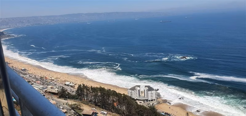 SE VENDE DEPARTAMENTO REÑACA CON VISTA VIÑA DEL MAR