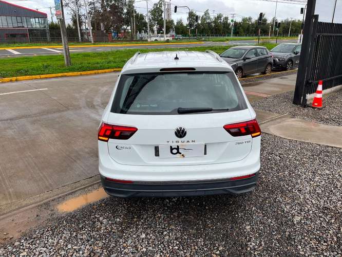 VOLKSWAGEN TIGUAN COMFORTLINE TSI 4X2 1.4 AUT 2022 - Imagen 2