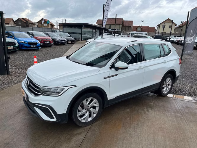 VOLKSWAGEN TIGUAN COMFORTLINE TSI 4X2 1.4 AUT 2022