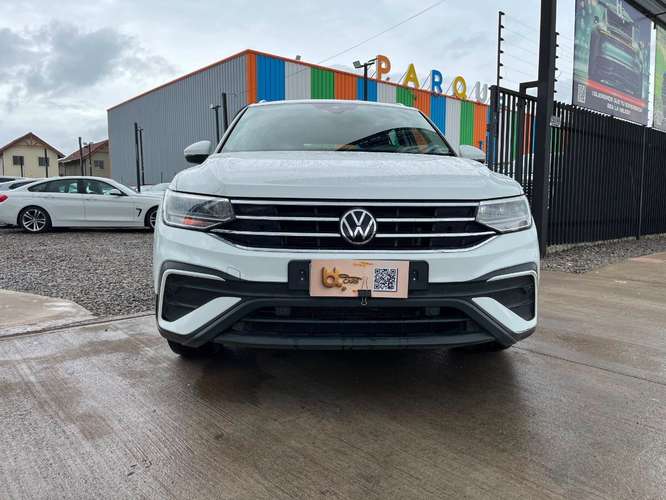 VOLKSWAGEN TIGUAN COMFORTLINE TSI 4X2 1.4 AUT 2022 - Imagen 6