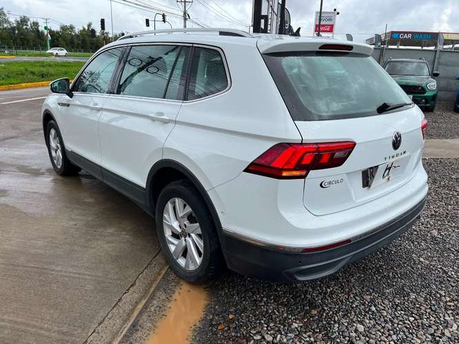 VOLKSWAGEN TIGUAN COMFORTLINE TSI 4X2 1.4 AUT 2022 - Imagen 13