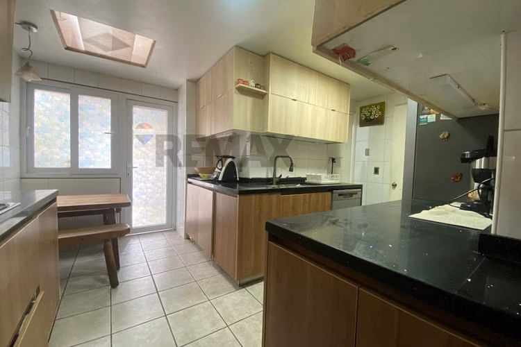Arriendo casa 5d/5b en condominio, peñalolén