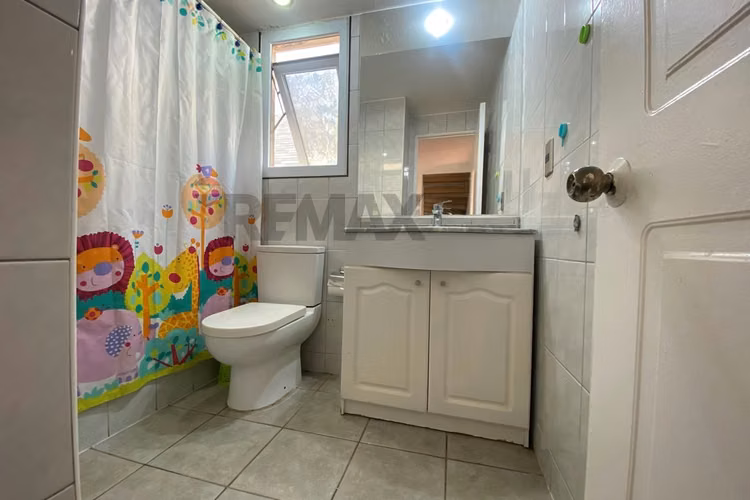 Arriendo casa 5d/5b en condominio, peñalolén