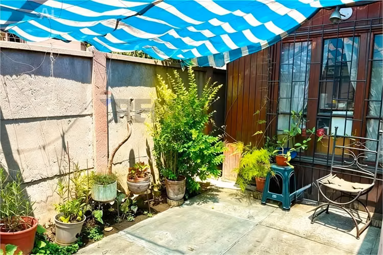 Gran oportunidad de casa av macul con gran terreno