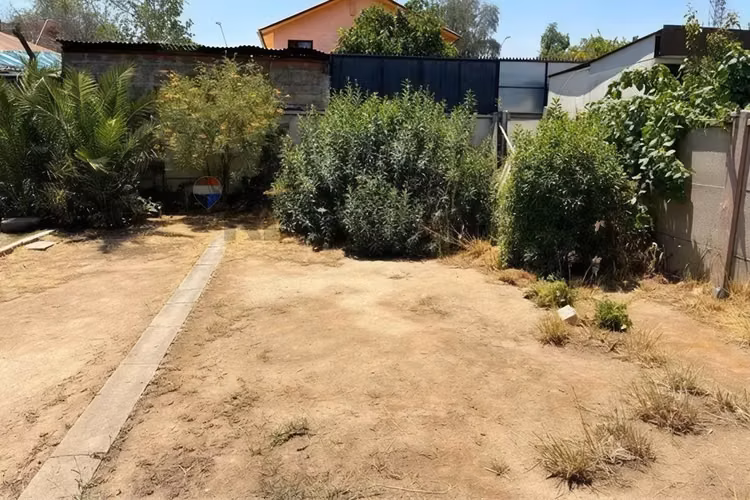 Gran oportunidad de casa av macul con gran terreno
