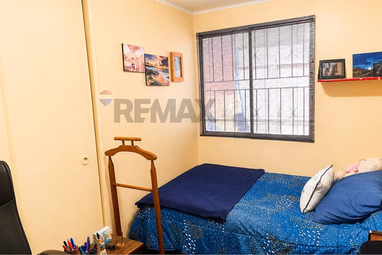 Acogedora casa en estación central