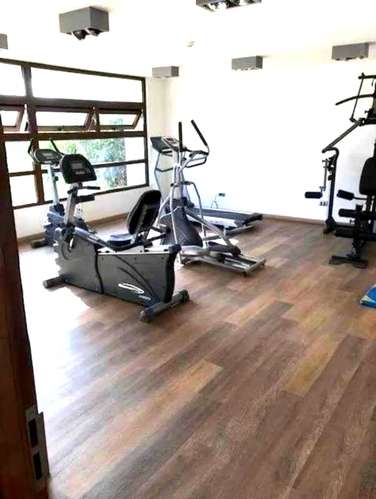 Impecable remodelado y con buena conectividad - Imagen 9