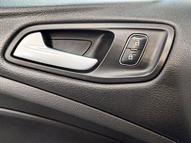 FORD ESCAPE 2020