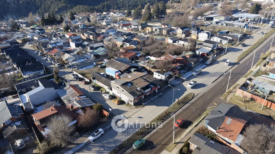 Arriendo Comercial | Propiedad con Casa, Galpón, Oficinas y Amplio Terreno