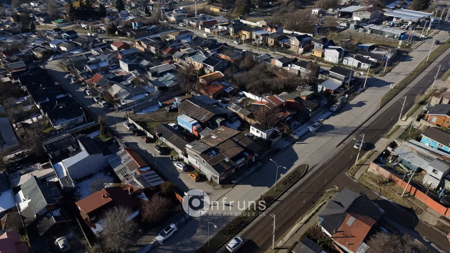 Arriendo Comercial | Propiedad con Casa, Galpón, Oficinas y Amplio Terreno