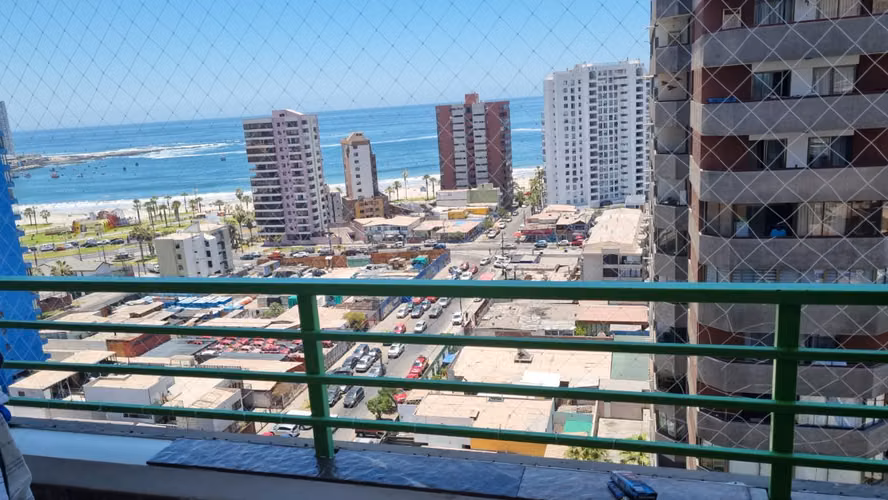 Departamento amoblado con vista directa al mar 2d/2b/estacionamiento