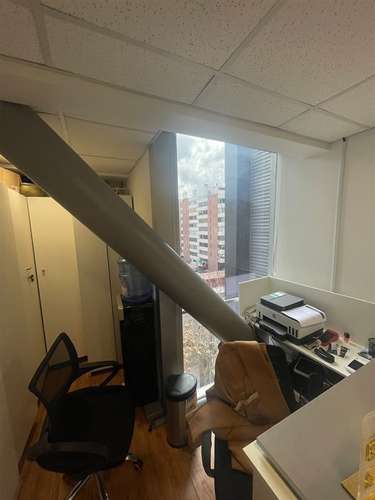 VENTA DERECHOS SALON ESTETICO SANTA BEATRIZ PROVIDENCIA 75m2 - Imagen 3
