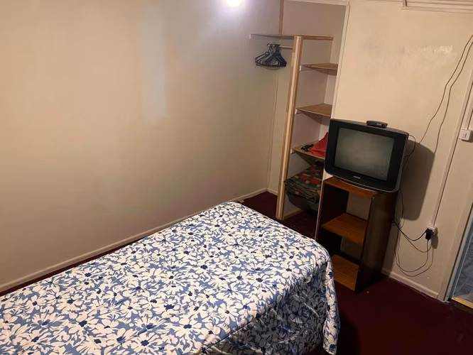 SE VENDE CASA DE UN PISO, EN SECTOR BARRIOS BAJOS, VALDIVIA