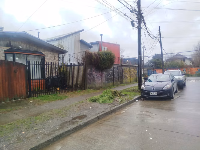 SE VENDE CASA DE UN PISO, EN SECTOR BARRIOS BAJOS, VALDIVIA