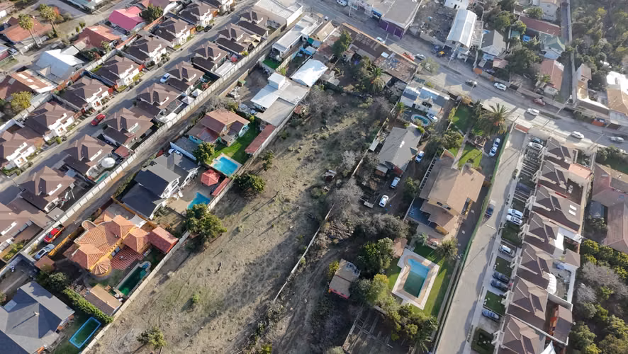 Amplio terreno en Quillota por Av. 21 de mayo