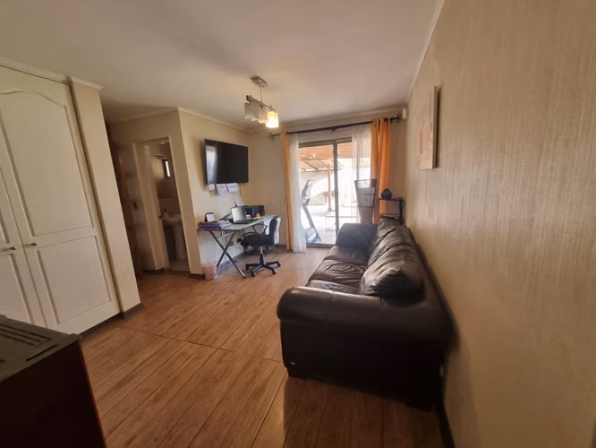 Vende Casa esquina en barrio Residencial San Andres, Comuna de Machali.