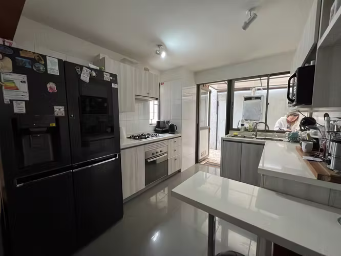 Vendemos Casa Aislada, en excelente sector, ubicada en la comuna de Machalí, avenida San Juan, Valle Lo Castillo