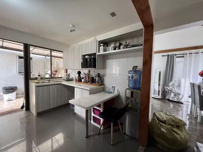 Vendemos Casa Aislada, en excelente sector, ubicada en la comuna de Machalí, avenida San Juan, Valle Lo Castillo