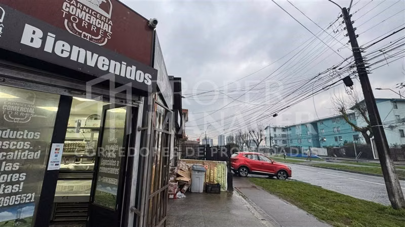 Local Comercial - Esquina Av. Grecia con Av. Suecia, Hualpén