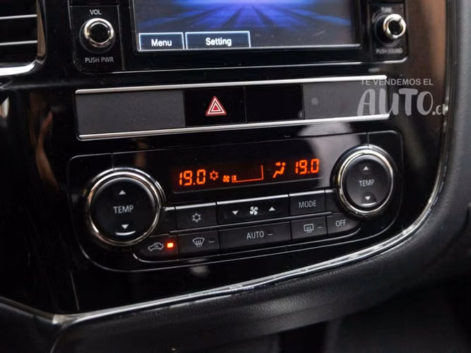 Mitsubishi Outlander 2.0 4X2 At 5P 2020