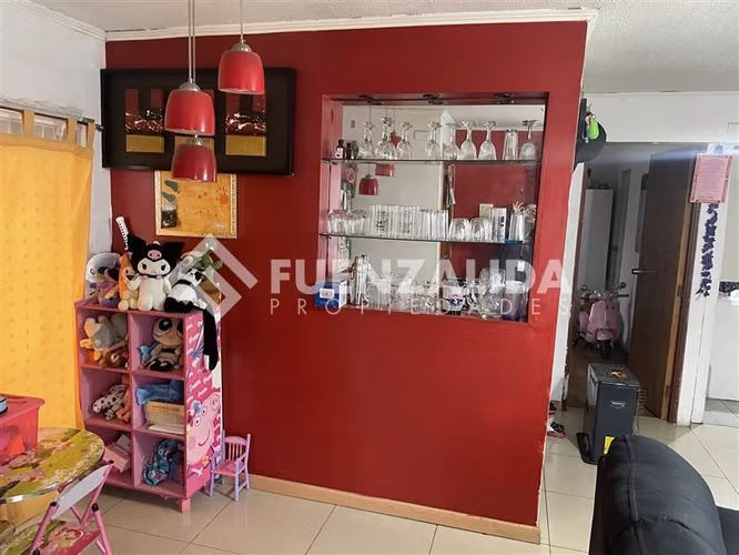 Casa en venta de 2D 1 B, Metro Los Quillaye - La Florida