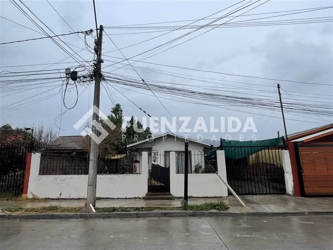 Casa en venta de 2D 1 B, Metro Los Quillaye - La Florida