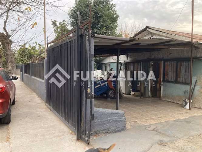 Sitio 518mts con 2 casas, en venta Peñalolén