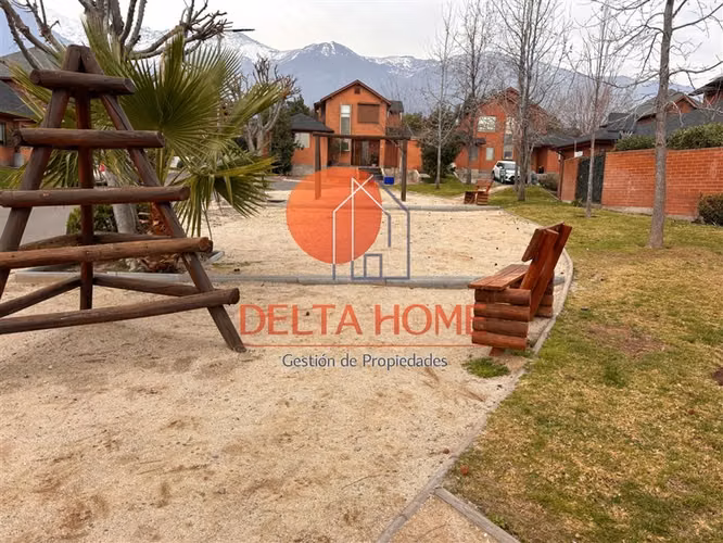 En Venta Cómoda Casa Familiar En Condominio. Las Pircas