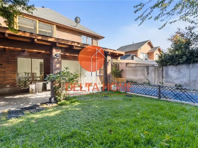 En Venta Cómoda Casa Familiar En Condominio. Las Pircas