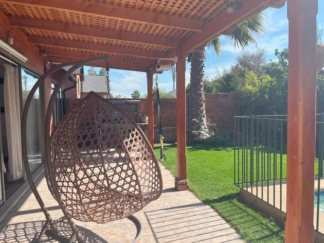 Encantadora Casa 4D+3B+Estac+Bodega y Piscina (177196) - Imagen 23