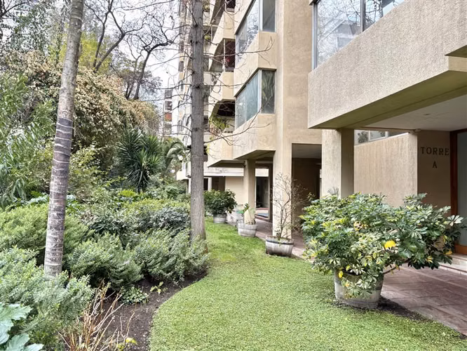 Depto venta 3 dorm. Providencia Bx y Bd / Hern. de Aguirre