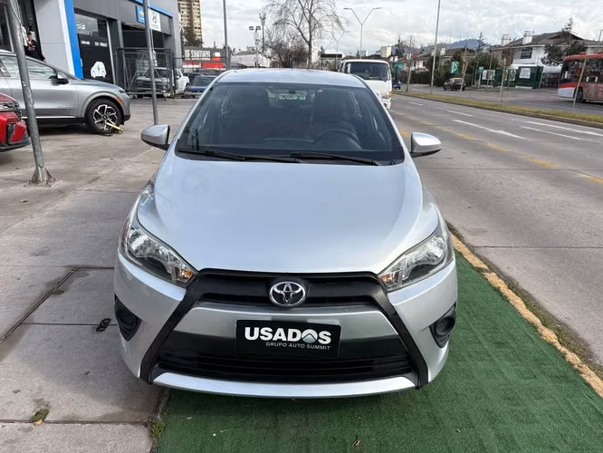 TOYOTA YARIS 2016