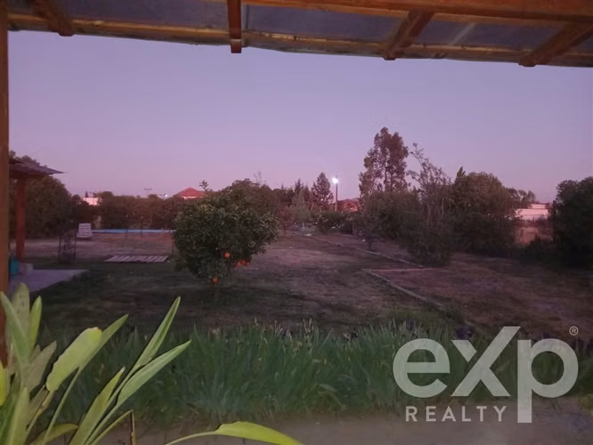 Casa en venta de 3 dorm. 3 baños en Talagante